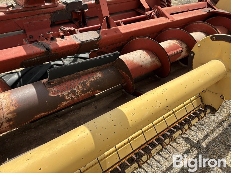 new-holland-116-image-15