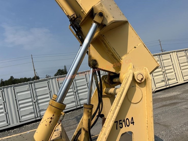 gehl-553-image-25