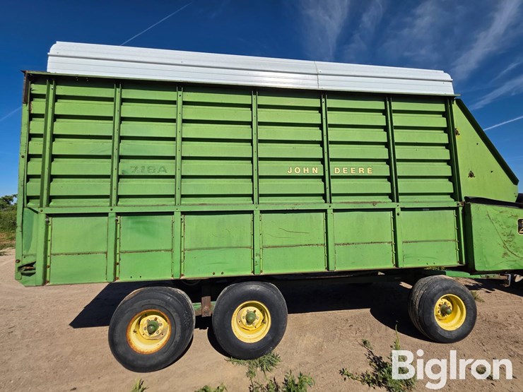john-deere-716a-image-5