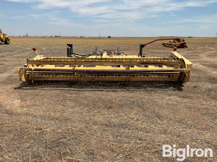 new-holland-2300bf-image-3