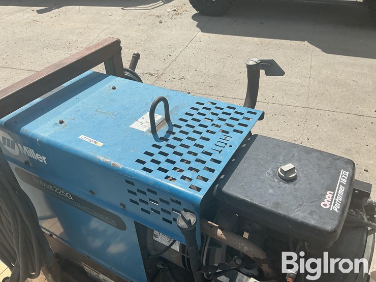 miller-bobcat-225-image-18
