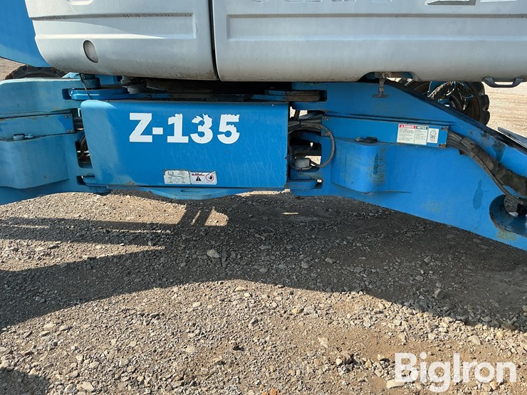 2007-genie-z-135-boom-lift-image-16