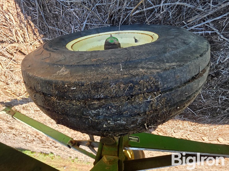 john-deere-716a-image-15
