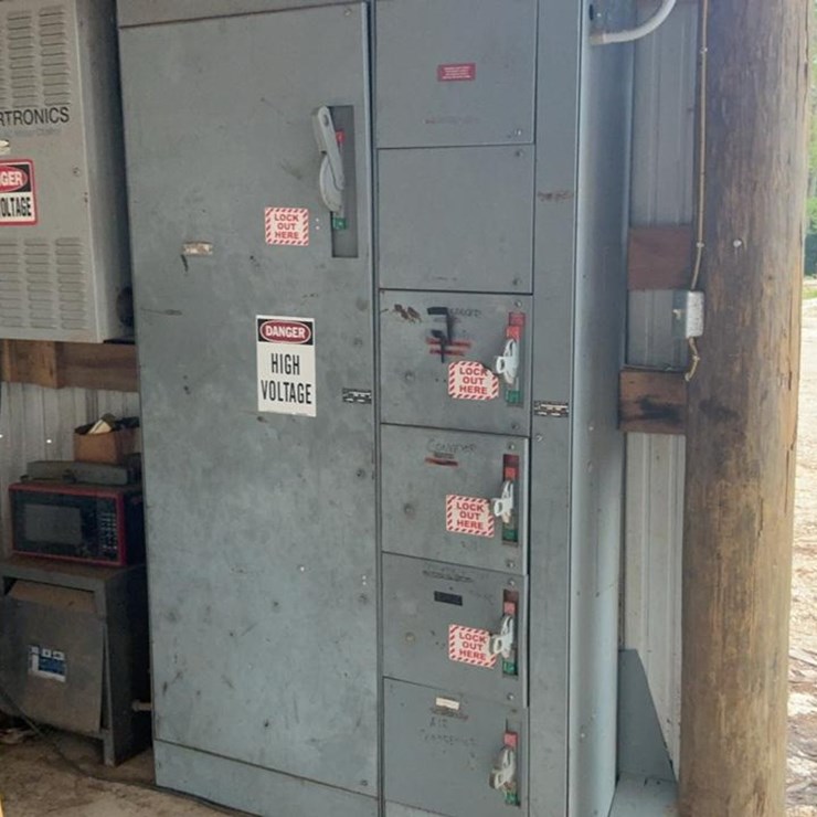 #226 • Allen Bradley Centerline Motor Control Center and Transformer