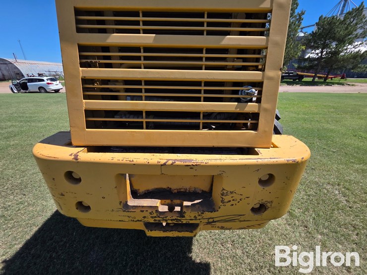 deere-444g-image-14