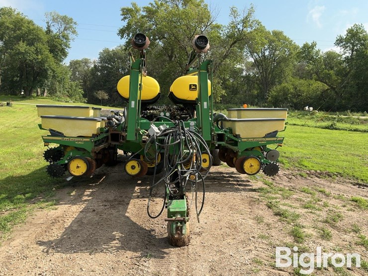 john-deere-1780-image-2