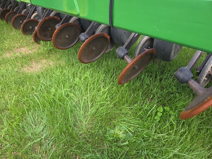 john-deere-1690-image-21