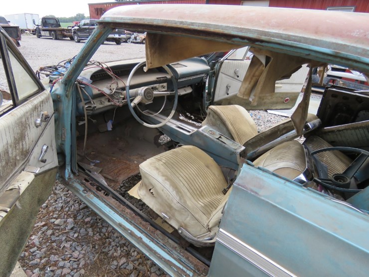 1964-chevrolet-impala-ss-image-24