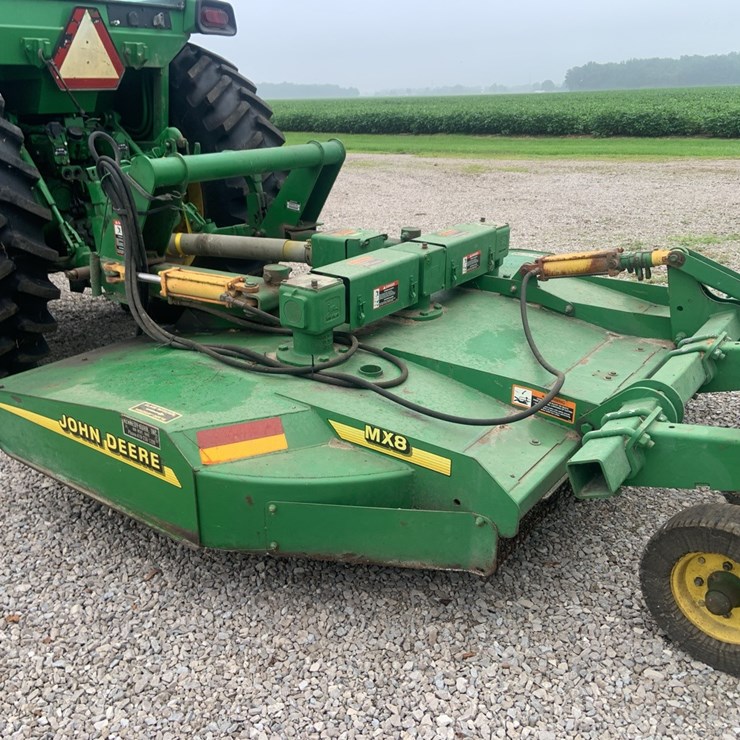 JOHN DEERE MX8