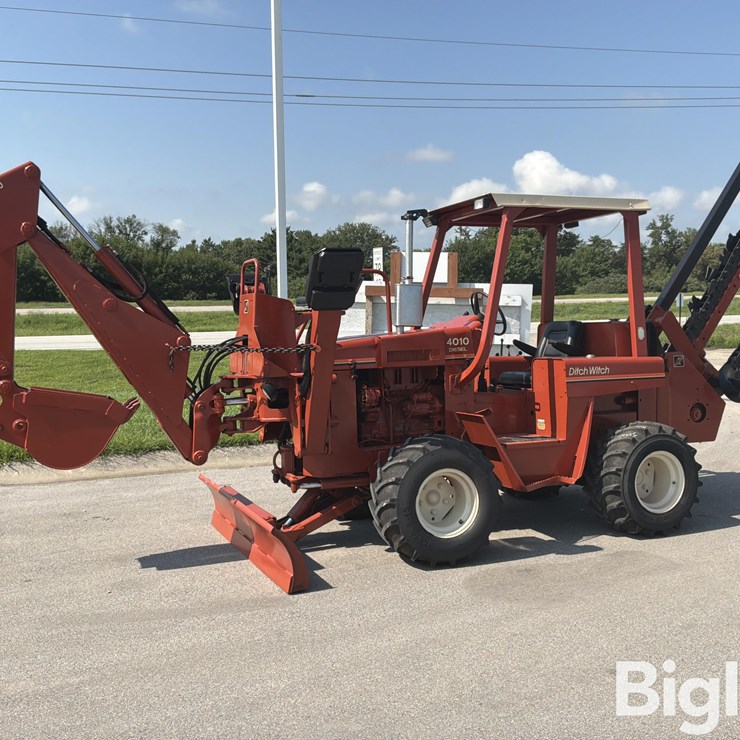 DITCH WITCH 4010