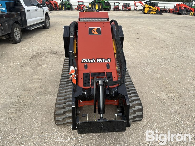 2024-ditch-witch-sk1550-image-3