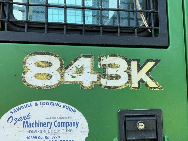2013-deere-843k-image-14
