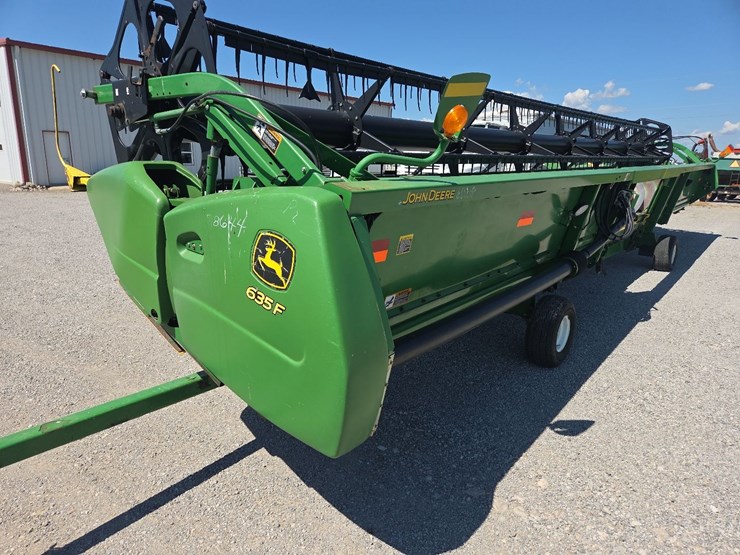 john-deere-635f-image-37