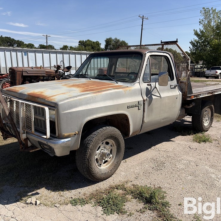 1982 CHEVROLET K10
