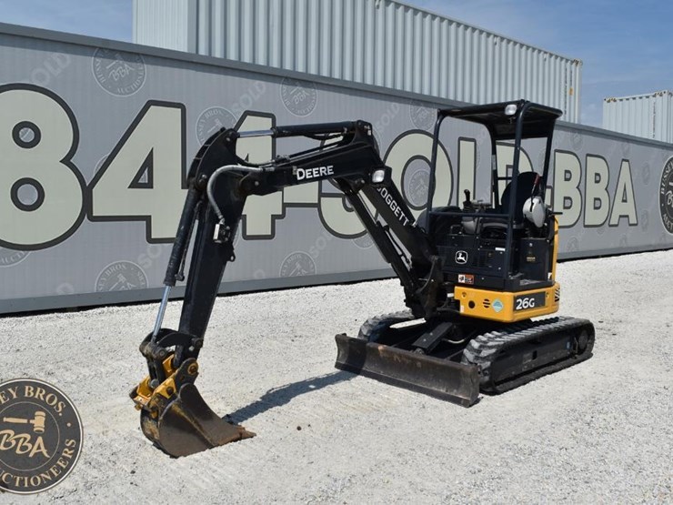 2020-deere-26g-image-12
