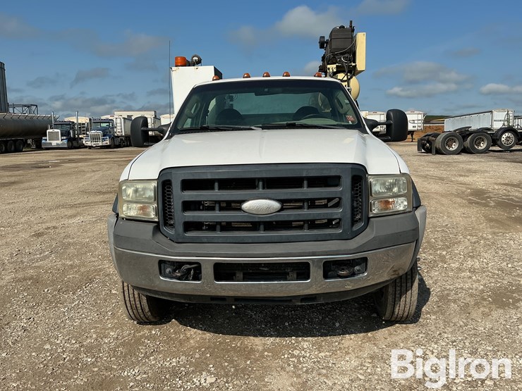 2006-ford-f550-xl-image-2