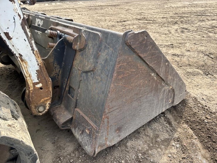 2007-bobcat-t190-image-12