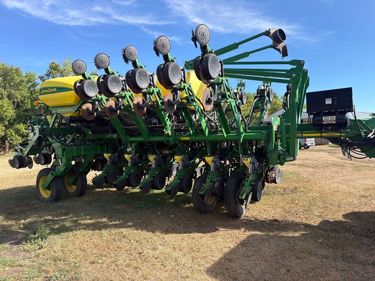 john-deere-1790-image-7