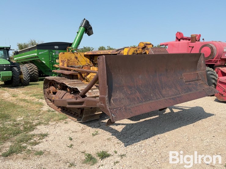 1947-caterpillar-d8-image-3