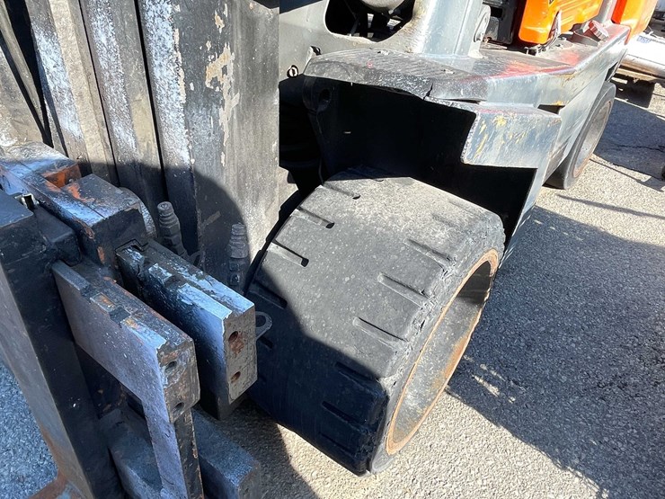 #1626-•-toyota-10,000lb-lift-capacity-forklift-(o3)-image-9