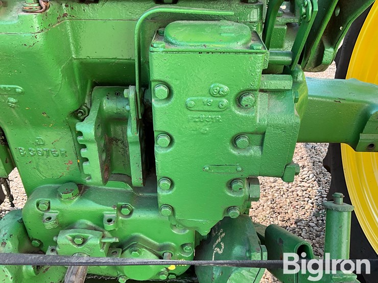 1959-john-deere-530-image-13