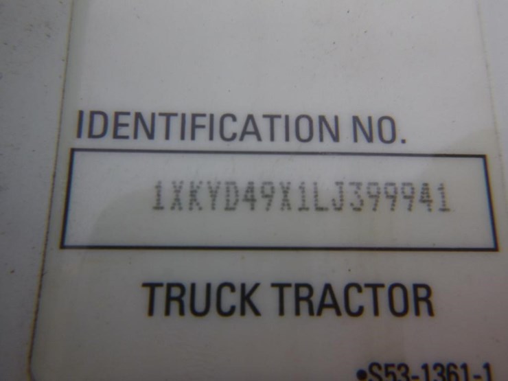 2020-kenworth-t680-image-30