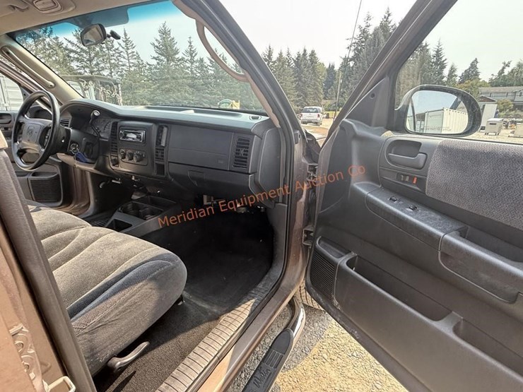 2001-dodge-dakota-slt-image-31