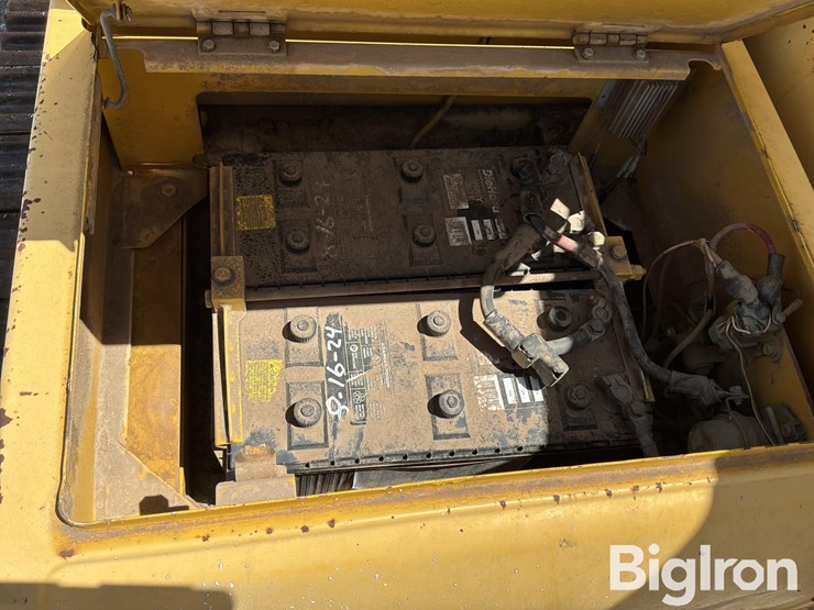 1998-komatsu-pc220-lc-6le-image-13