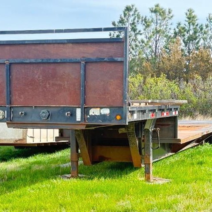 2011 NEVILLE TRAILER