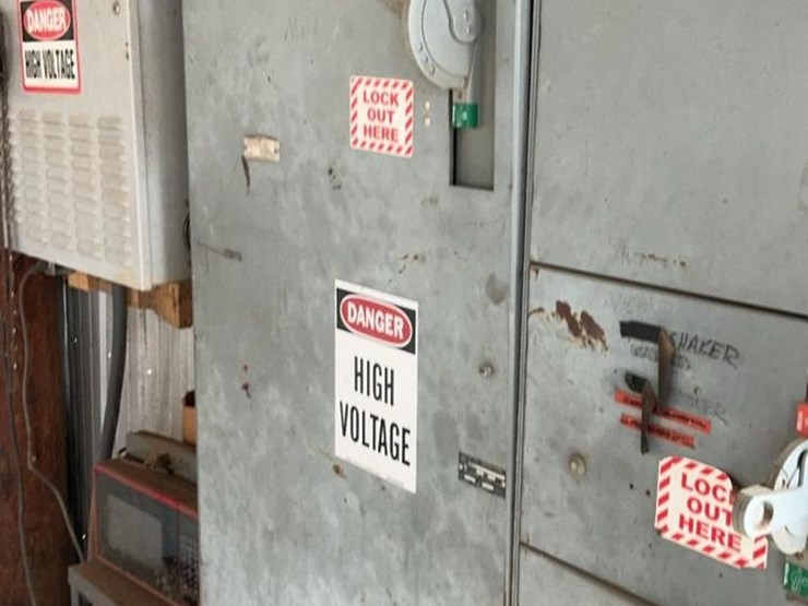 #226-•-allen-bradley-centerline-motor-control-center-and-transformer-image-7
