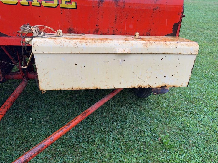case-133-square-baler-image-19