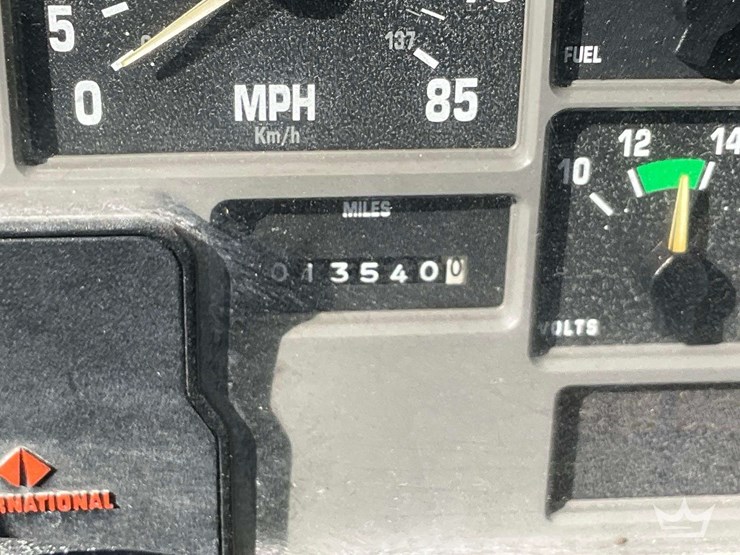 1997-international-4900-image-48