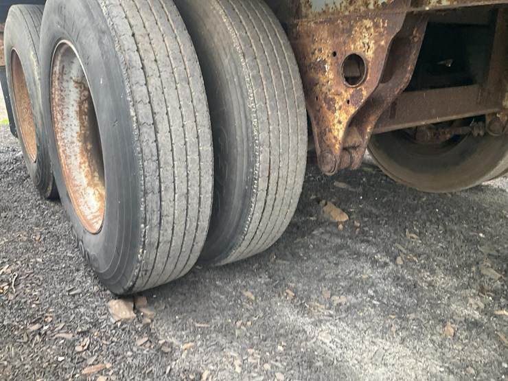 fruehauf-trailer-image-17