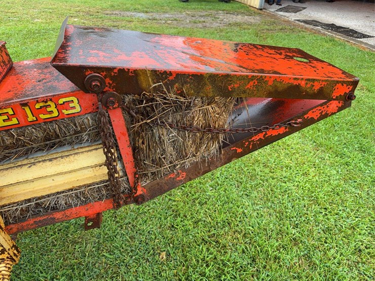 case-133-square-baler-image-16