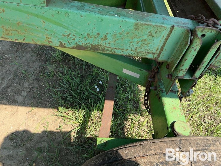 john-deere-1065-image-15