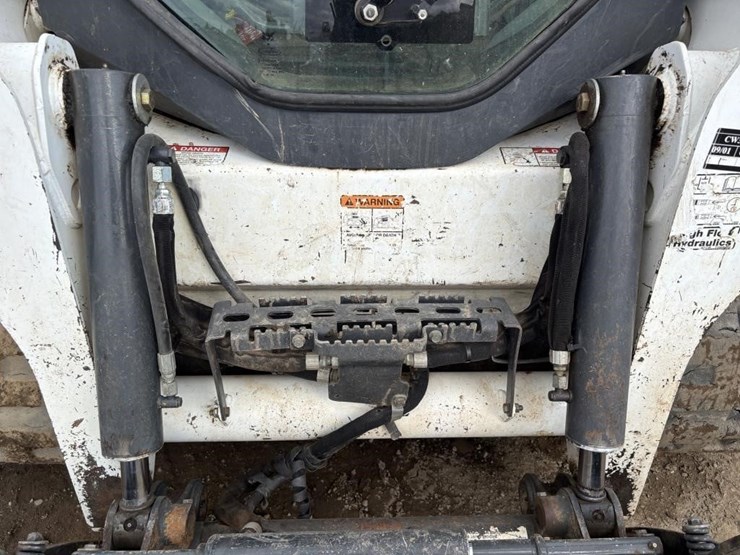 2017-bobcat-t595-image-8