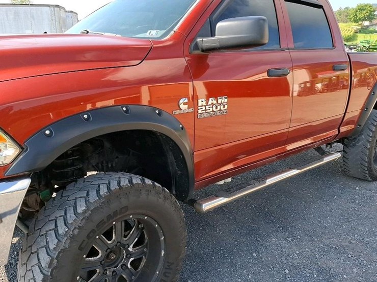 2013-dodge-2500-image-17