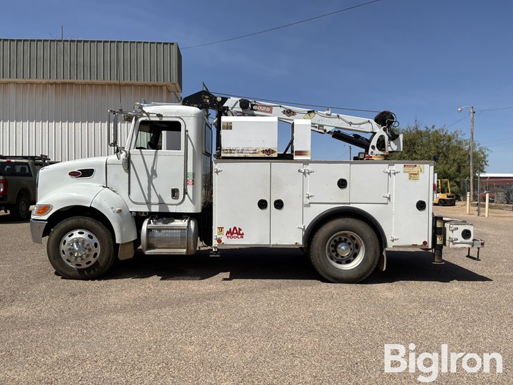2008-peterbilt-335-image-8