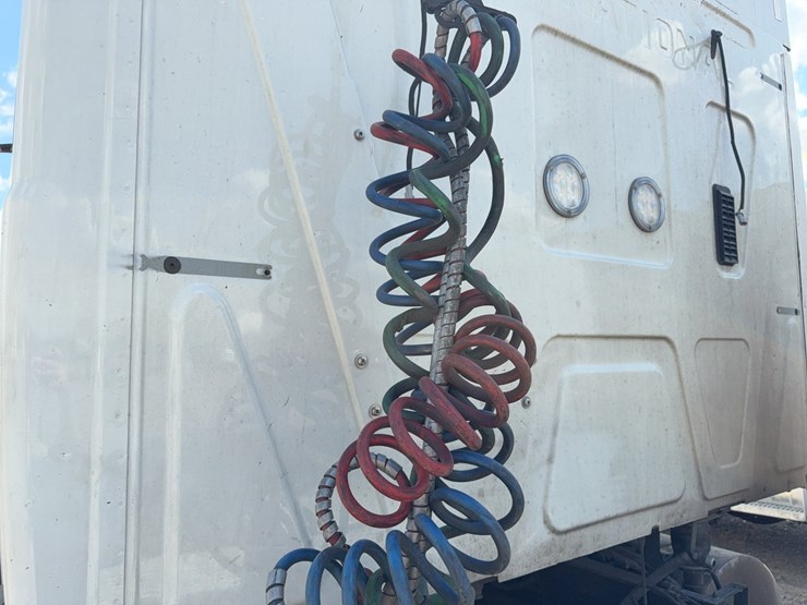 2015-international-prostar-image-19