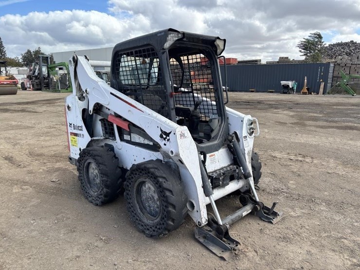 2016-bobcat-s590-image-2