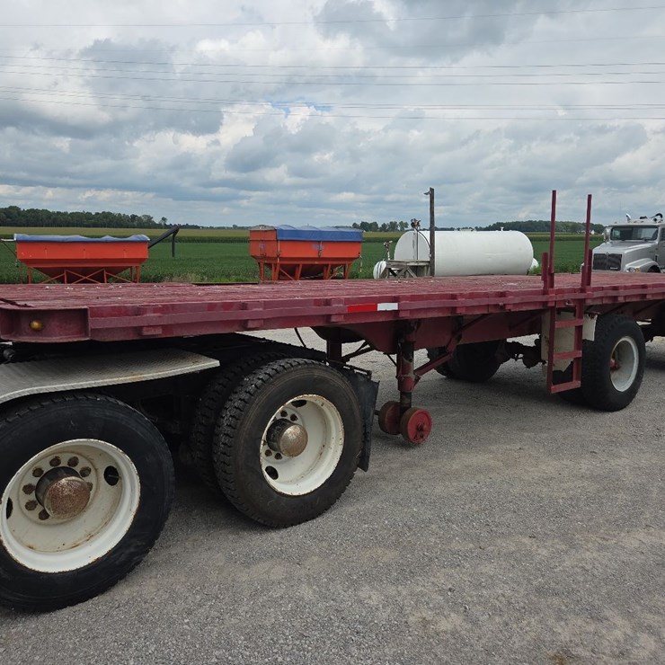 33'x96'' flat bed semi trailer
