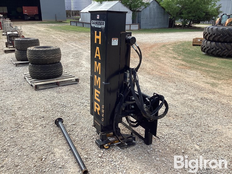 danuser-sm40-skid-steer-post-driver-image-5