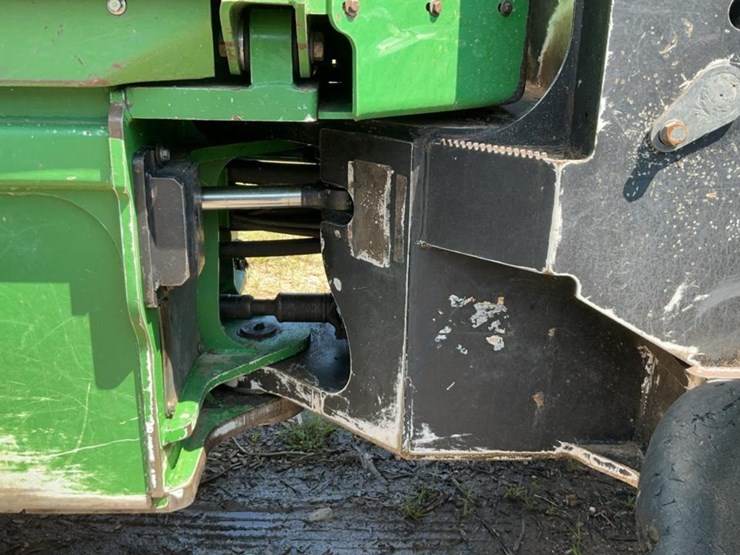 2013-deere-843k-image-33