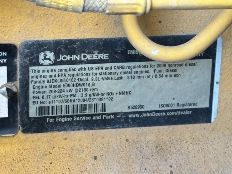 2009-deere-772g-image-84