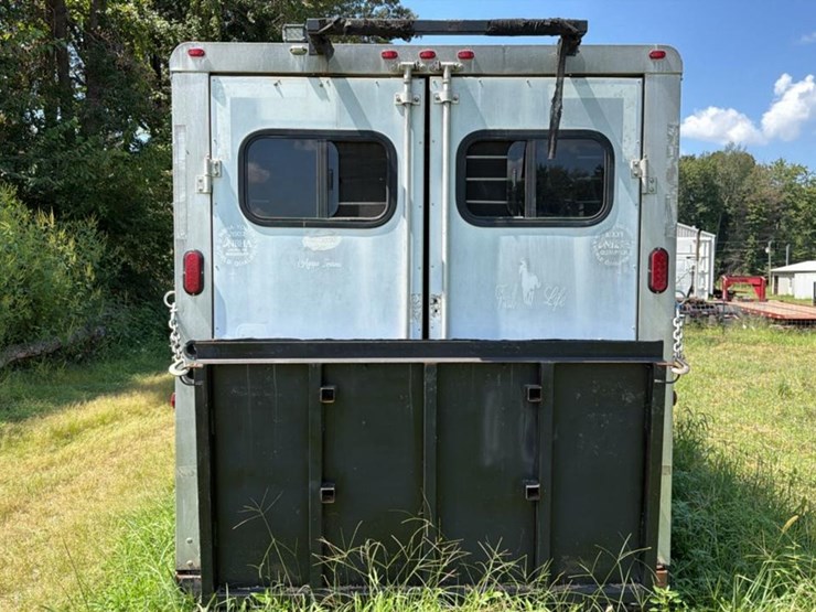 #660-•-sundowner-4-horse-trailer-image-3
