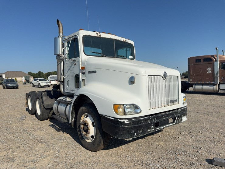 2000-international-9100-image-2