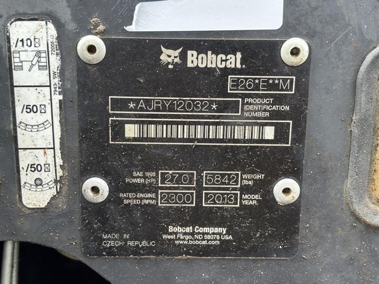 2013-bobcat-e26em-hydraulic-excavator-image-58