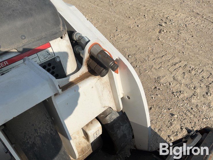 2017-bobcat-mt85-image-10