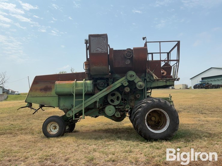 1962-john-deere-105-image-4
