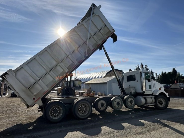 2000-kenworth-t800-image-30